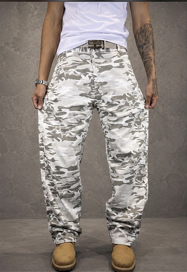 Calça baggy