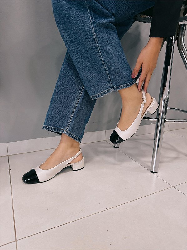 SUA CIA SLINGBACK NAPPA OFF WHITE/PRETO
