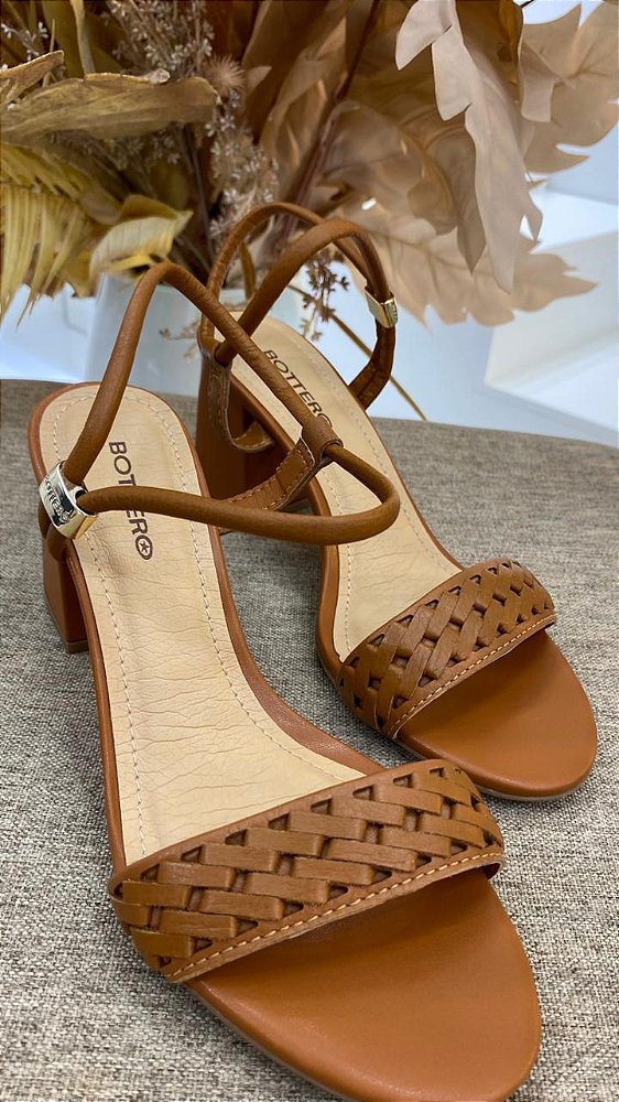 BOTTERO SANDÁLIA SALTO BLOCO BURNISH CARAMELO