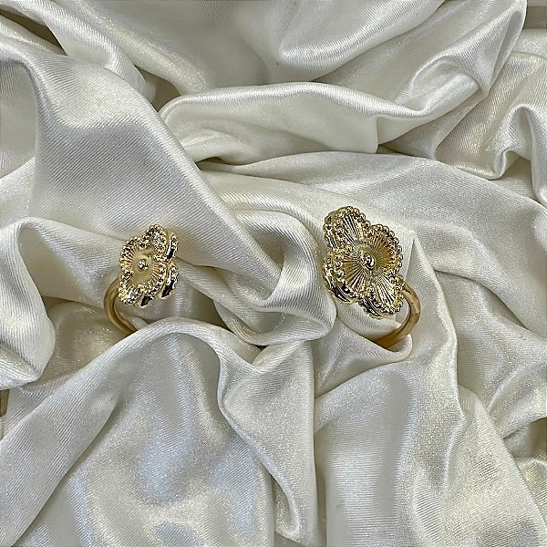 BRACELETE VAN CLEEF DOURADO