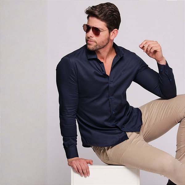 Camisa Manga Longa no Tricoline com Elastano