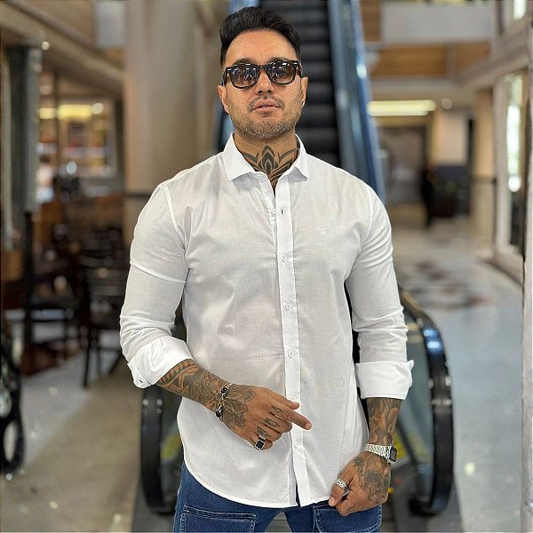 Camisa Manga Longa no Tricoline com Elastano