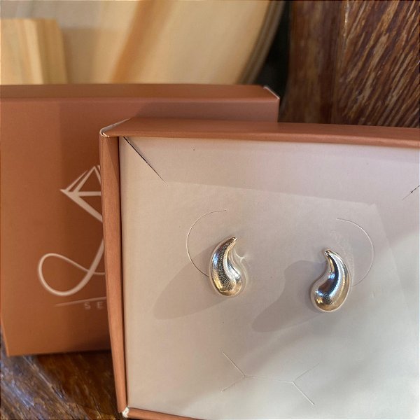 Brinco prata 1000 vírgula