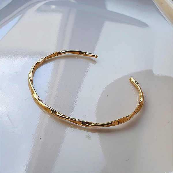 Bracelete fio torcido