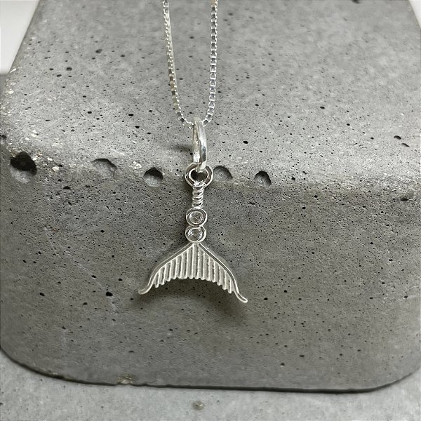 PINGENTE RABO DE BALEIA