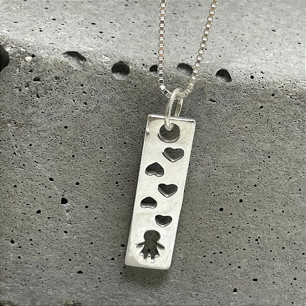 PINGENTE PLACA MENINA