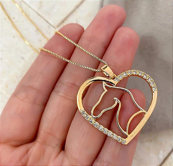 Colar Feminino Coração Cravejado com Cavalo