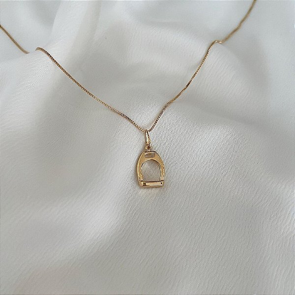 Colar Feminino Estribo Delicado