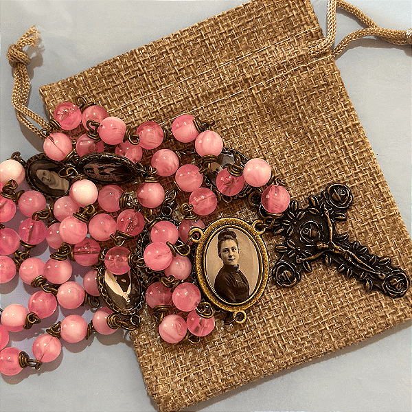 Terço Santa Teresinha do Menino Jesus