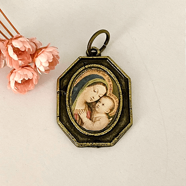 Medalhinha Colo de Mãe