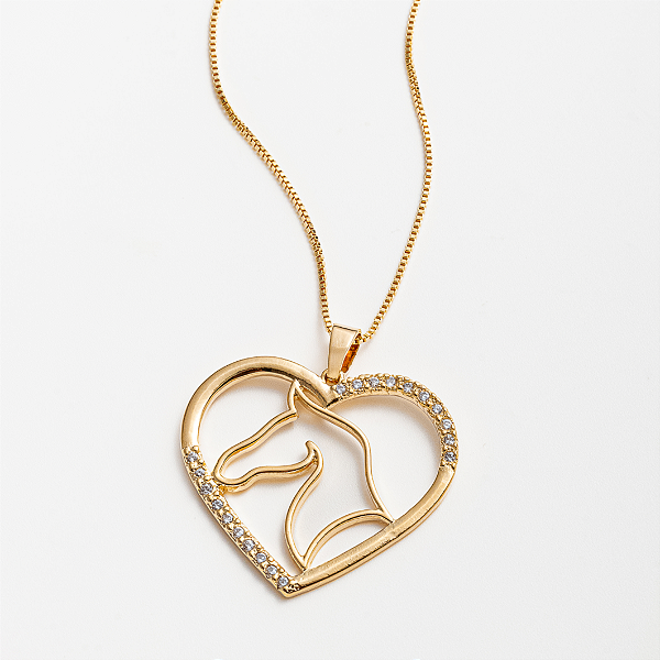 Colar Feminino Coração Cravejado com Cavalo Banhado a Ouro 18K