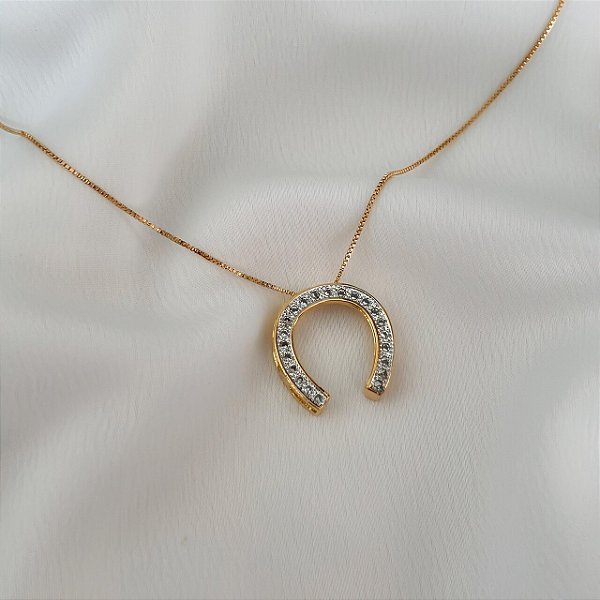 Colar Feminino Ferradura Brilhante Banhado a Ouro 18K