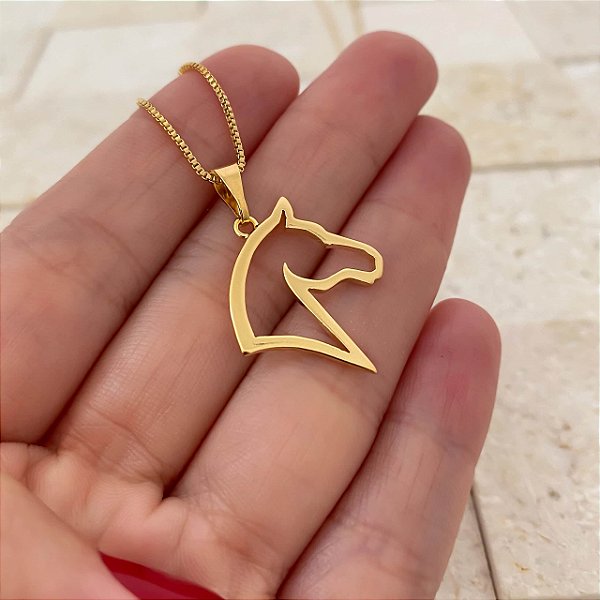 Colar Feminino Cavalo Crioulo Banhado a Ouro 18K