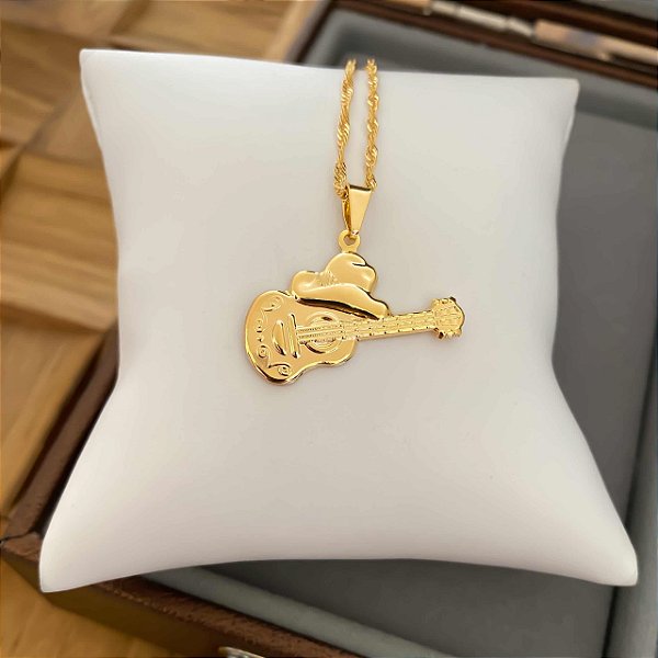 Colar Feminino Violão com Chapéu Country Banhado a Ouro 18K