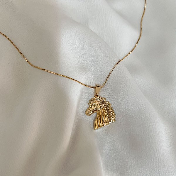 Colar Feminino Cavalo Refinado Banhado a Ouro 18K