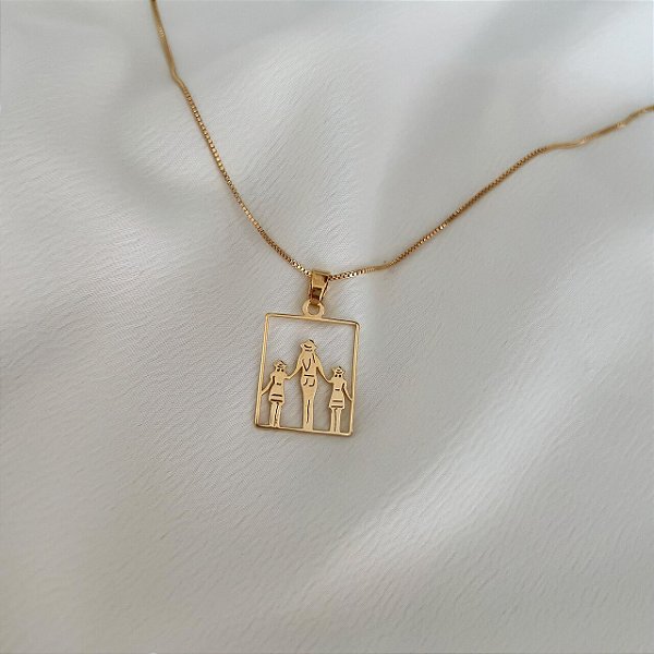 Colar Feminino Mãe com Filhas Country Banhado a Ouro 18K