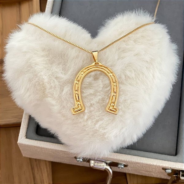 Colar Feminino Ferradura Grande Banhado a Ouro 18K