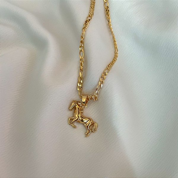 Colar Masculino Cavalo Inteiro com Cordão 3x1 Banhado a Ouro 18K