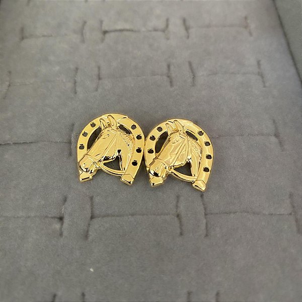 Brinco Cavalo e Ferradura Banhado Ouro 18k