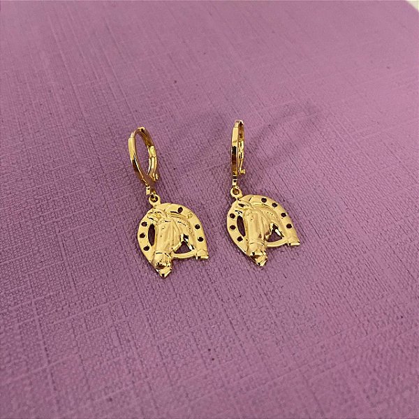 Brinco Cavalo e Ferradura Argolinha Banhado Ouro 18k