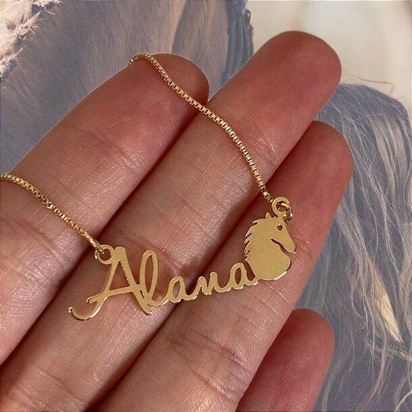 Colar Personalizado Alana com Cavalo Banhado a Ouro 18k