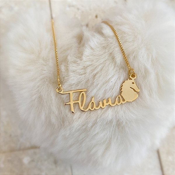 Colar Personalizado Flávia com Cavalo Banhado a Ouro 18k