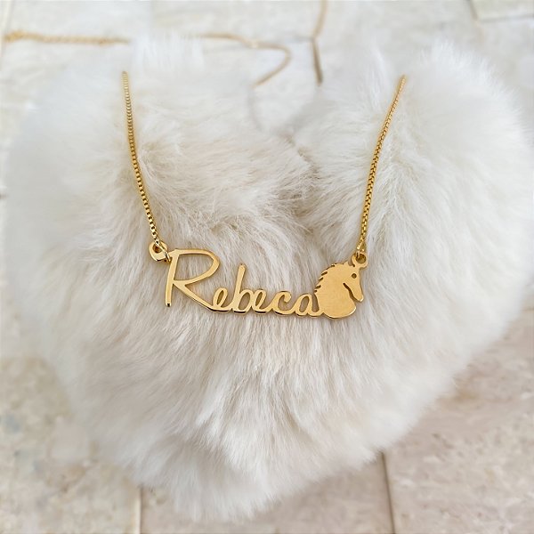 Colar Personalizado Rebeca com Cavalo Banhado a Ouro 18k