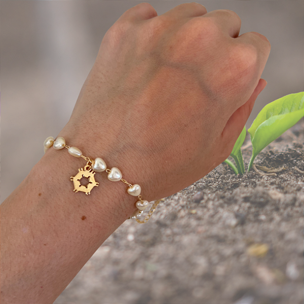 Pulseira Feminina Agronomia com Pérolas Banhada a Ouro 18k