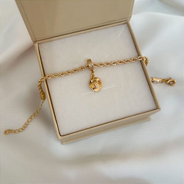 Pulseira Feminina Berloque Chapeu no Cordão Baiano Banhado a Ouro 18k