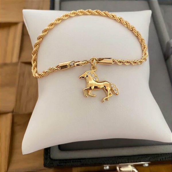 Pulseira Feminina Cavalo Zircônias no Cordão Baiano Banhado a Ouro 18k