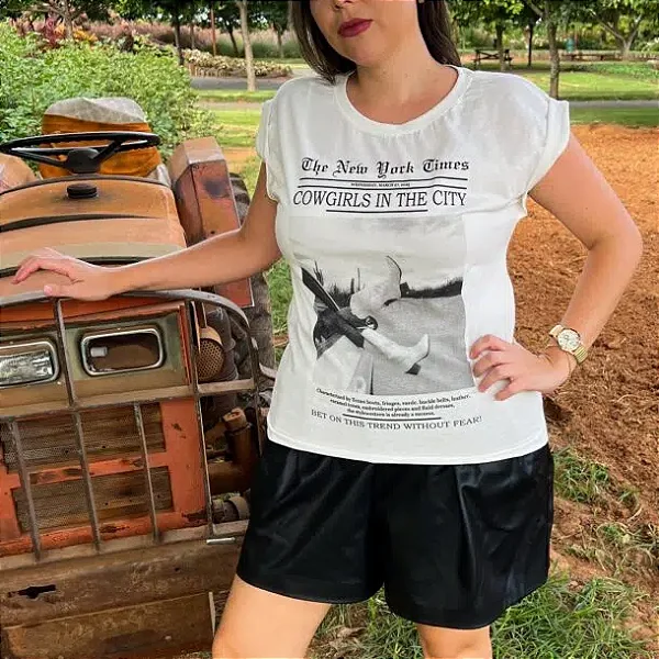 T-shirt Moça Bruta