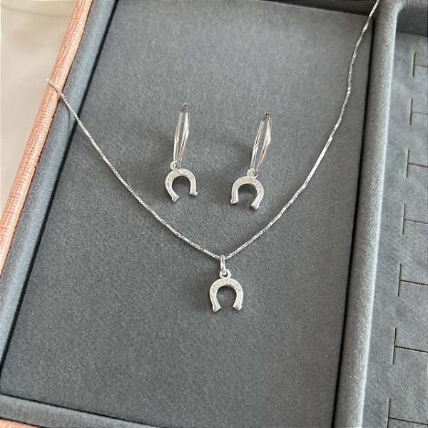 Colar duplo de prata Cavalo e ferradura