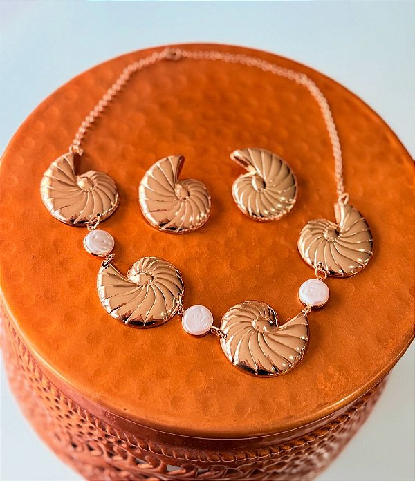 Conjunto Perla Solis - Elegância e Sofisticação em Joias