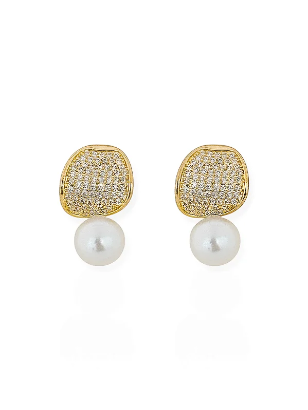 Brinco Ponteira Cravejada com Pérola- Folhado a Ouro 18K