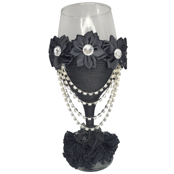 Taça de Pomba Gira Poder Feminino em Seus Rituais