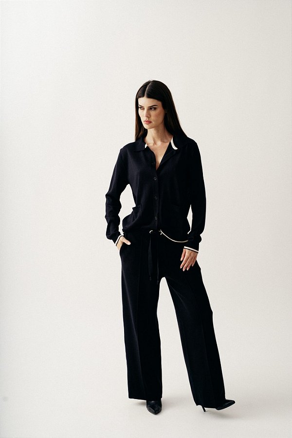 Cardigan Gola Polo  Preto Com Bolsos