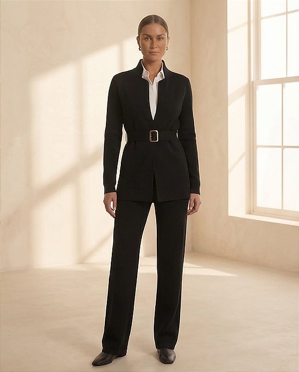 CONJUNTO BLAZER E CALÇA EM TRICOT GOLA PADRE COM CINTO (PRETO)