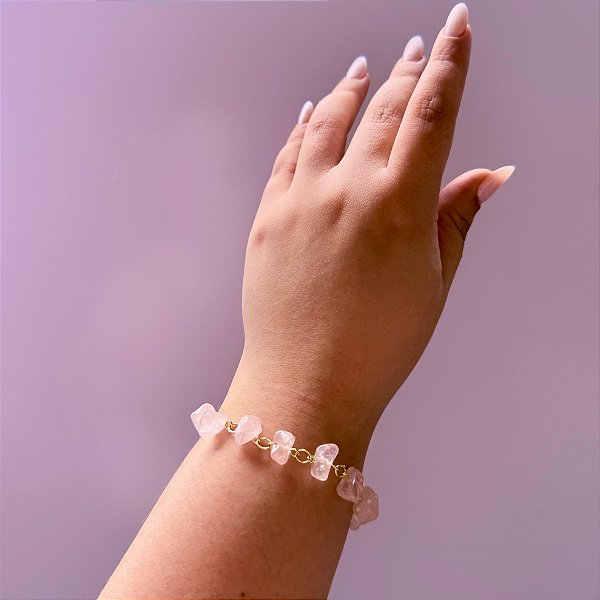 Pulseira Quartzo Rosa com Elo Dourado – Amor, Cura e Ternura