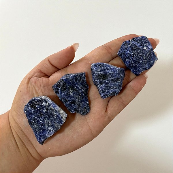 Sodalita Bruta – Comunicação Clara e Equilíbrio Mental