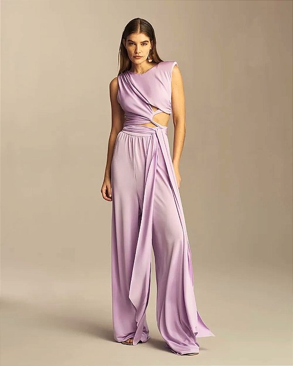 Macacão Recortes Em Malha