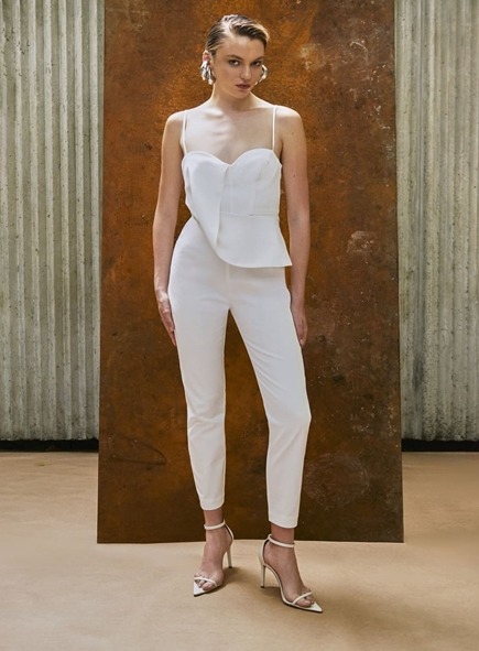 Macacão Bojo Estruturado