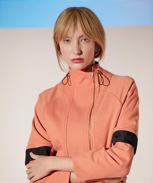 JAQUETA ACABAMENTO NYLON