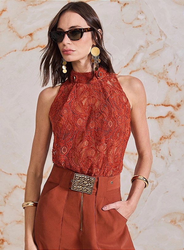 Blusa Gola Renda Vazada