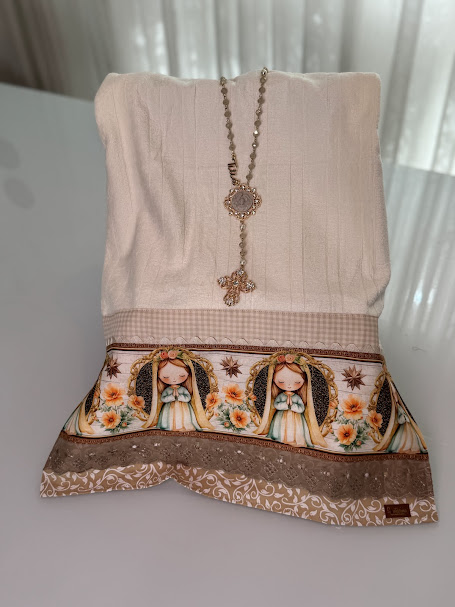 TOALHA SANTINHA