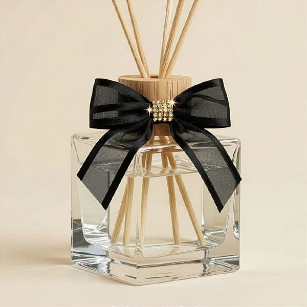 Laço Com Strass Dourado - Preto - 8x8cm - 1 unidade - Rizzo
