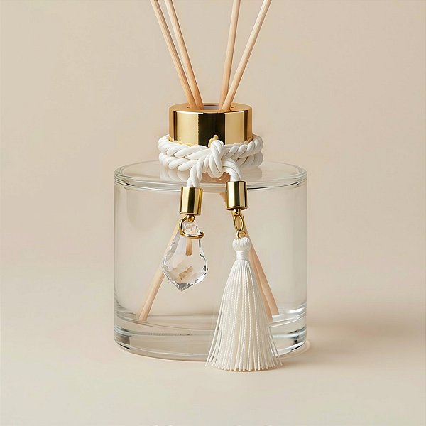 Cordão Decorativo Com Pompom E Pingente Pião - Branco Com Ouro - 33,5cm - 1 unidade - Rizzo