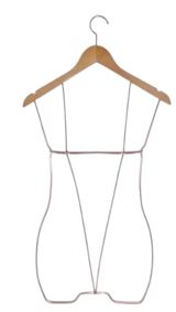 CABIDE DE MADEIRA SILHUETA 3D ROSÊ GOLD - KIT C/05