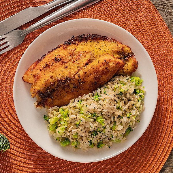 Tilápia com Arroz Integral e Brócolis - 200gr