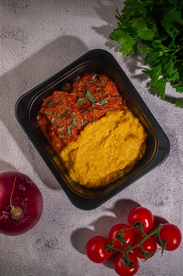 Carne Desfiada com Purê de Abóbora - 250 gr