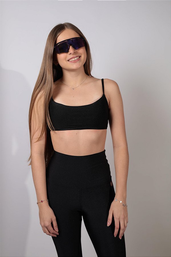 TOP PRETO LISO FRENTE VAZADO COSTAS